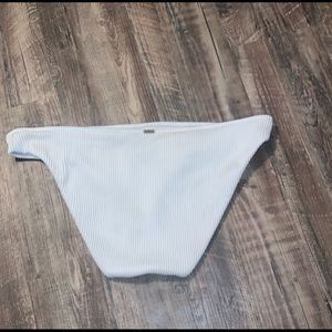 White hollister bikini bottoms